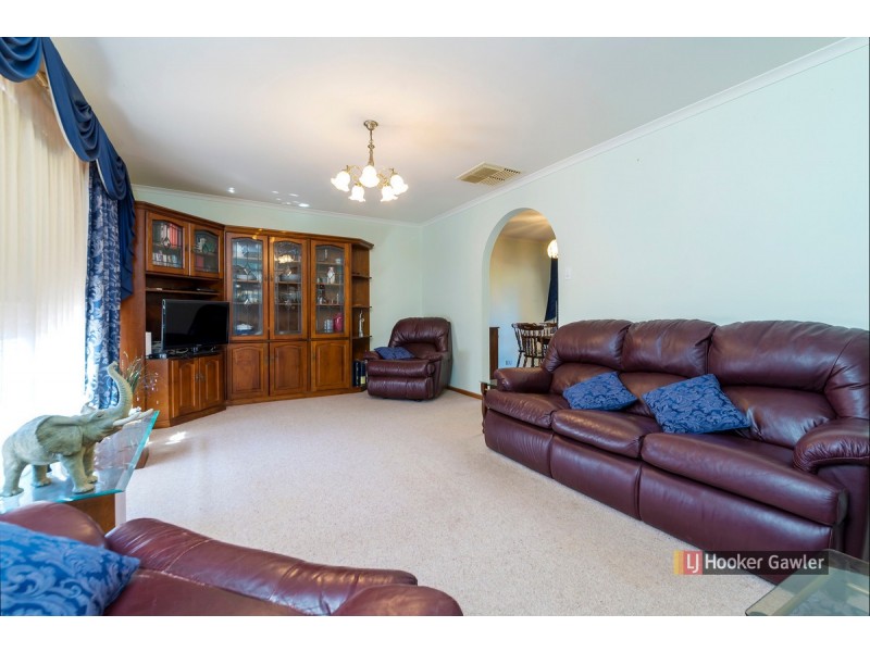 2 Cawston Court, Gulfview Heights SA 5096