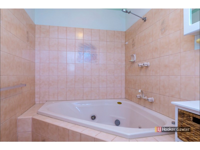 2 Cawston Court, Gulfview Heights SA 5096