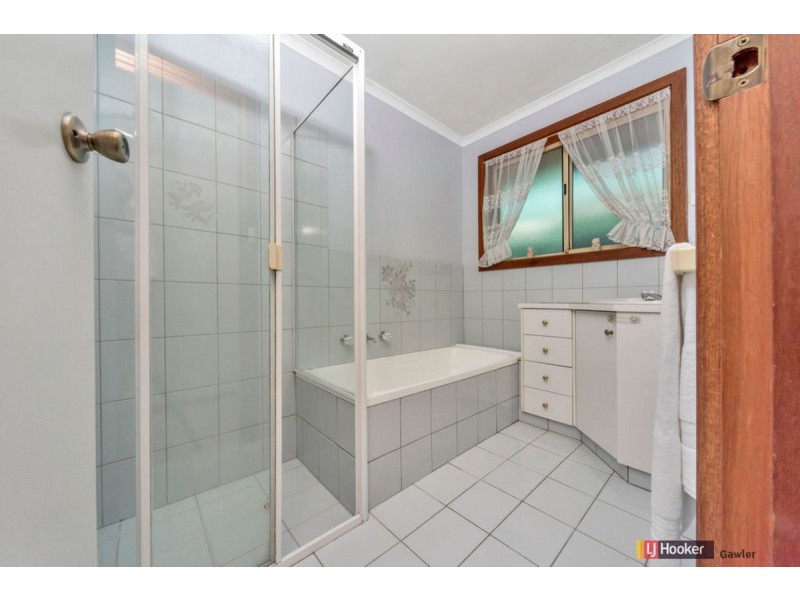 27 McVann Avenue, Paralowie SA 5108