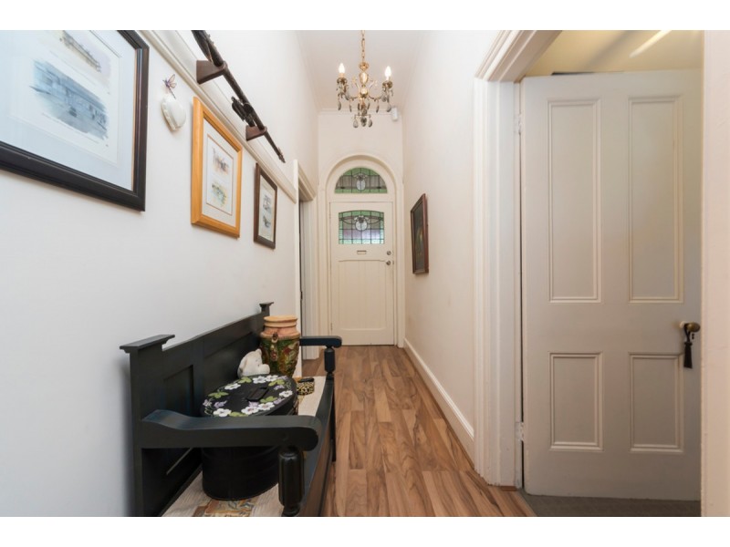 28 Burrows Street, Willaston SA 5118