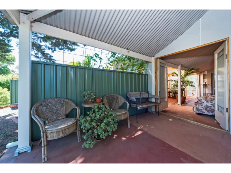 28 Burrows Street, Willaston SA 5118