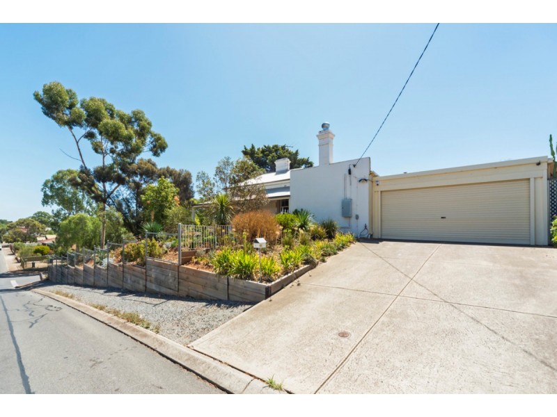 28 Burrows Street, Willaston SA 5118