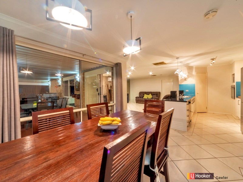 13 Gleeson Grove, Evanston Park SA 5116