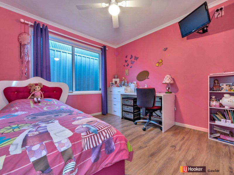 13 Gleeson Grove, Evanston Park SA 5116