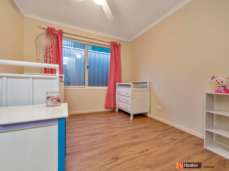 13 Gleeson Grove, Evanston Park SA 5116