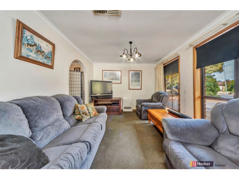 27 Rau Avenue, Evanston SA 5116