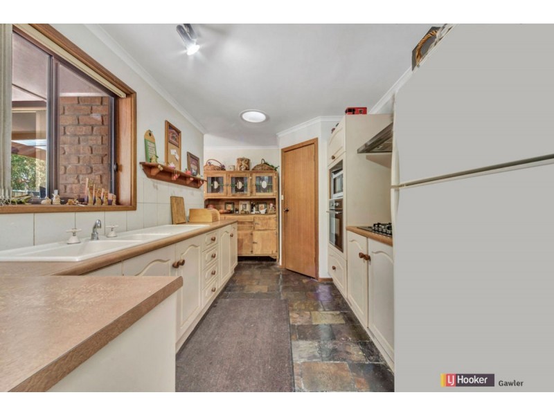 27 Rau Avenue, Evanston SA 5116