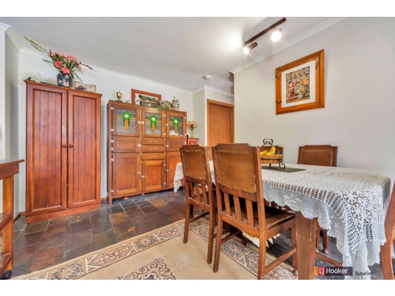 27 Rau Avenue, Evanston SA 5116