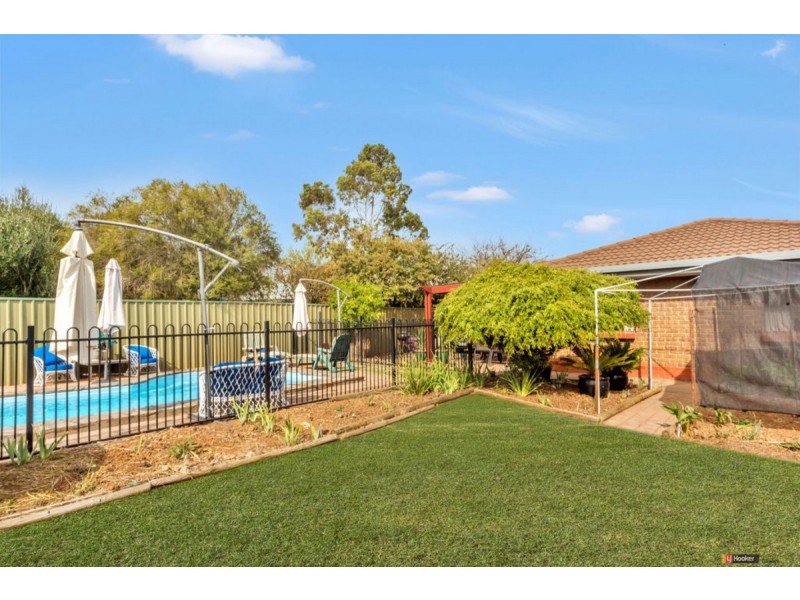 27 Rau Avenue, Evanston SA 5116