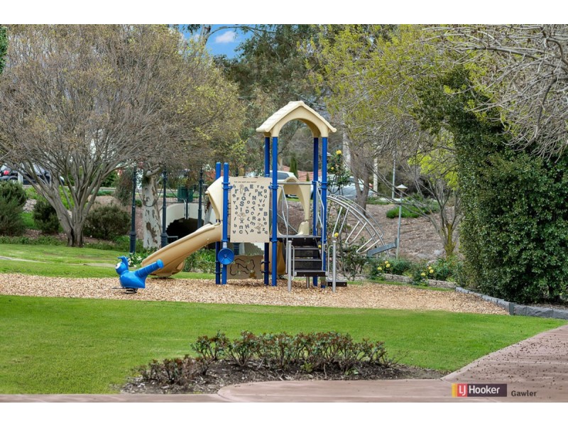 34 Crestview Place, Wynn Vale SA 5127