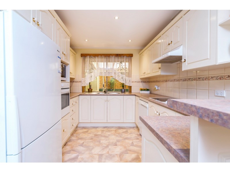 8 Fishburn Court, Wynn Vale SA 5127