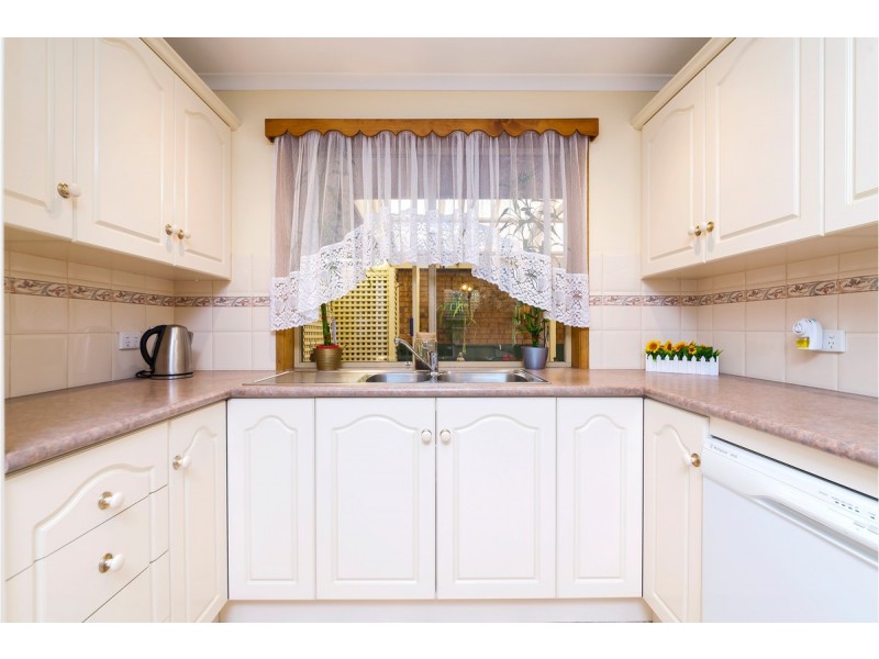 8 Fishburn Court, Wynn Vale SA 5127