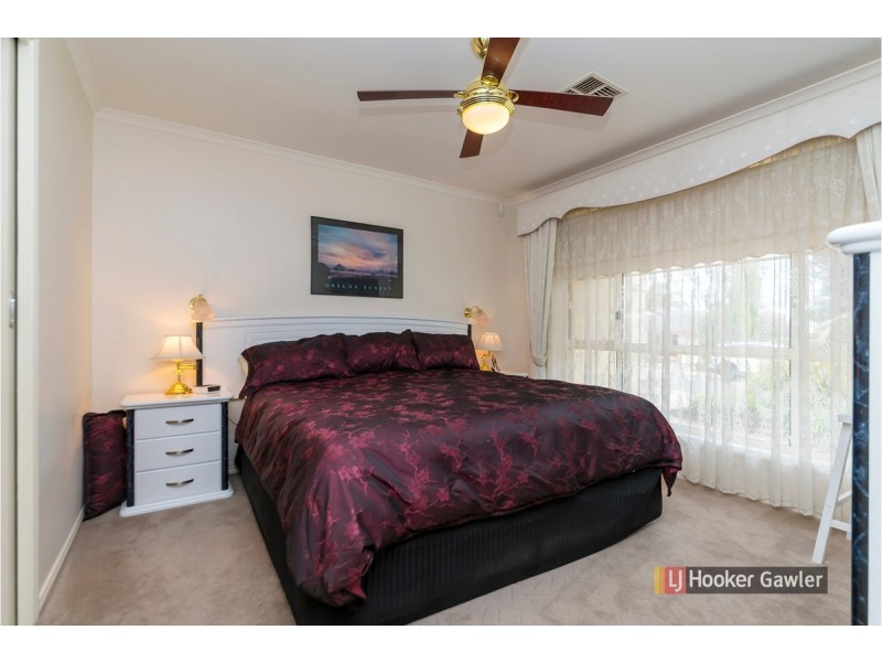 24 Angas Avenue, Evanston Park SA 5116