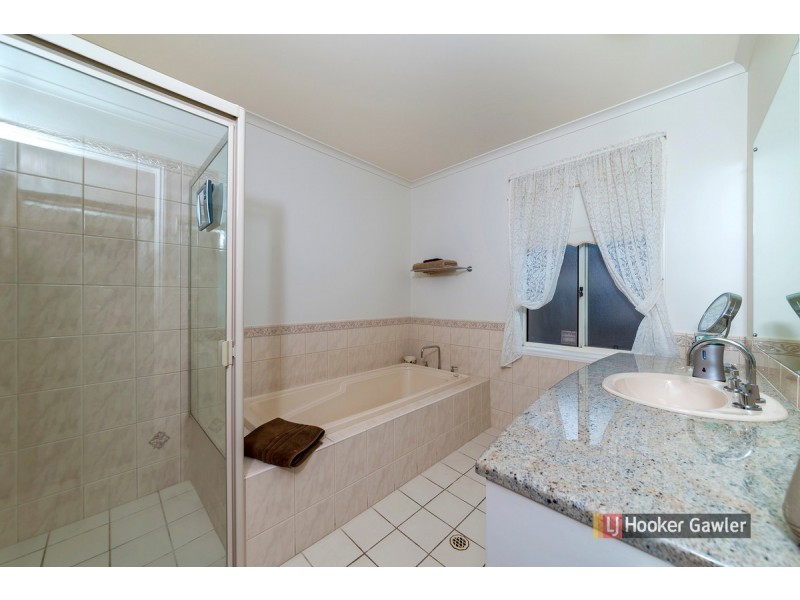 24 Angas Avenue, Evanston Park SA 5116