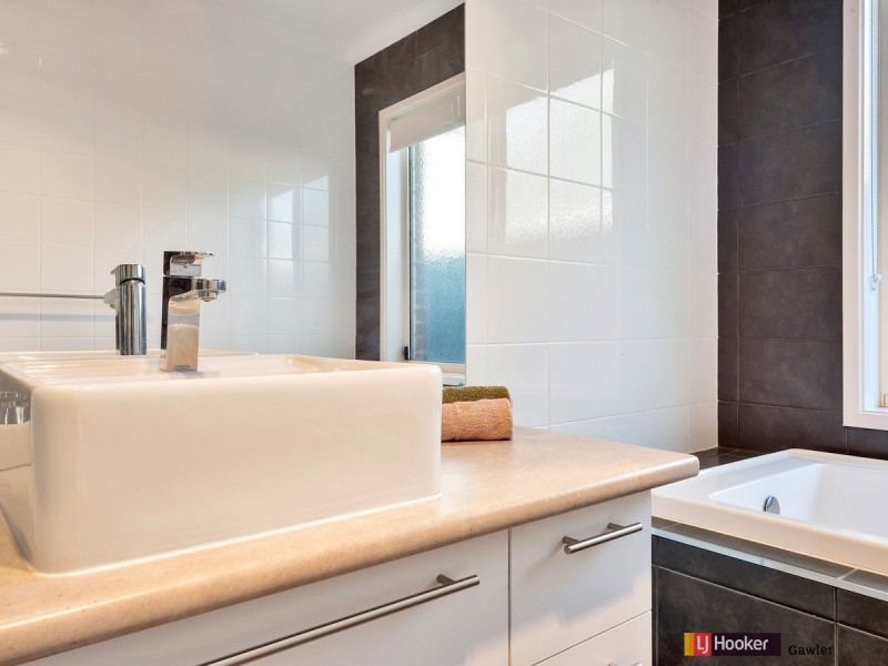 11 Polkinghorne Place, Williamstown SA 5351