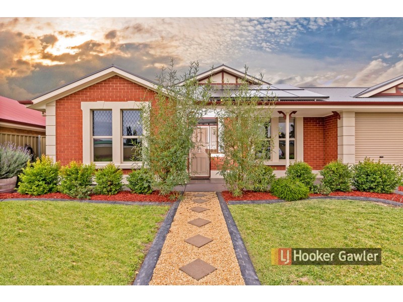 19 Eton Drive, Andrews Farm SA 5114