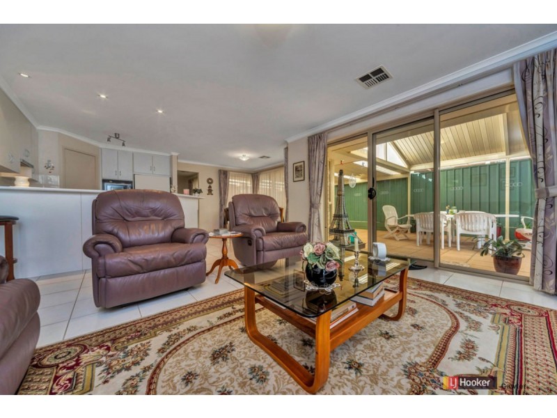 12 Mueller Drive, Evanston Park SA 5116