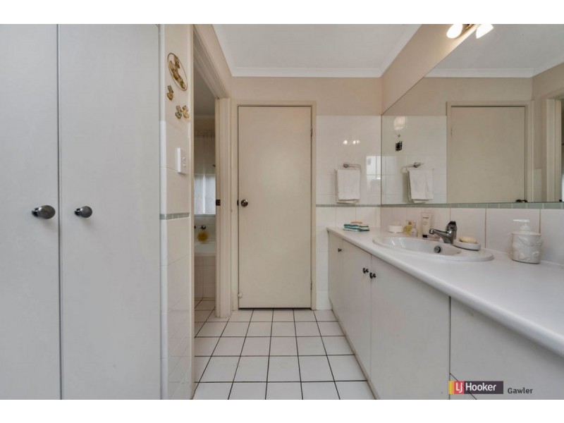 12 Mueller Drive, Evanston Park SA 5116