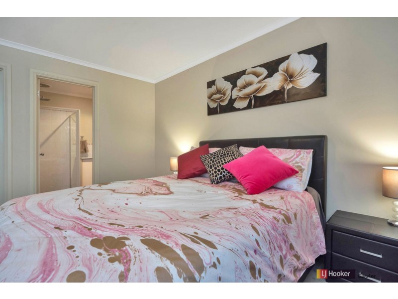 33 Palamountain Drive, Evanston Park SA 5116