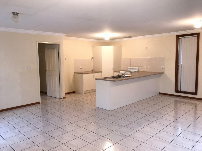 1/16 Birkett Street, Evanston SA 5116