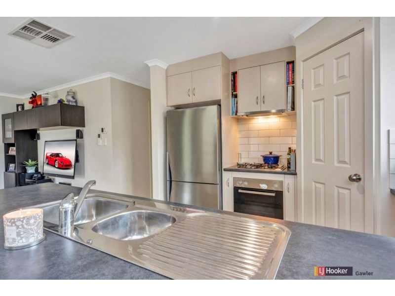 2 Bleby Court, Reid SA 5118