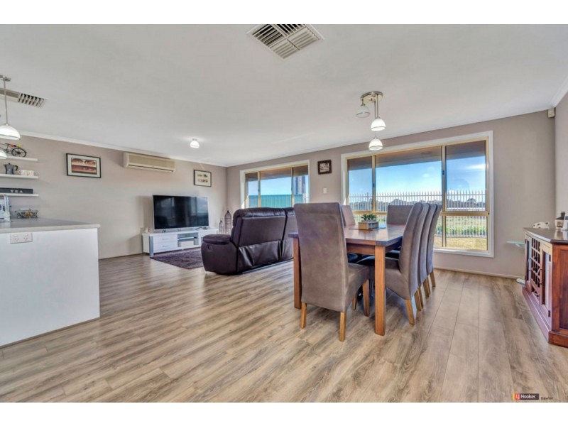 7 Jestina Court, Evanston SA 5116