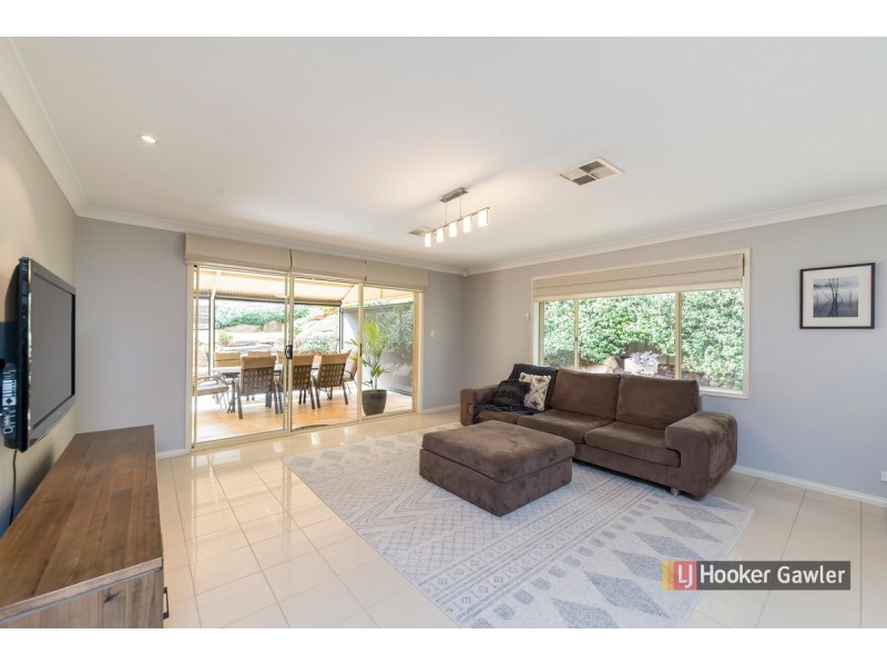 11 Gransden Parade, Greenwith SA 5125