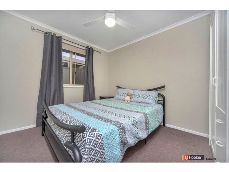 4 Addis Street, Evanston Park SA 5116