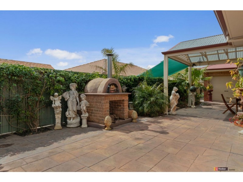 10 Coleman Parade, Evanston Park SA 5116