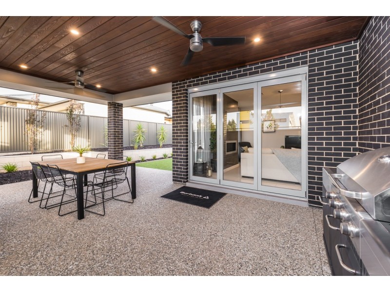 34 Redwood Avenue (Blakes Crossing), Blakeview SA 5114