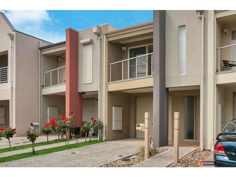 5 Robinson Street, Mawson Lakes SA 5095