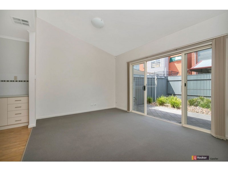 5 Robinson Street, Mawson Lakes SA 5095