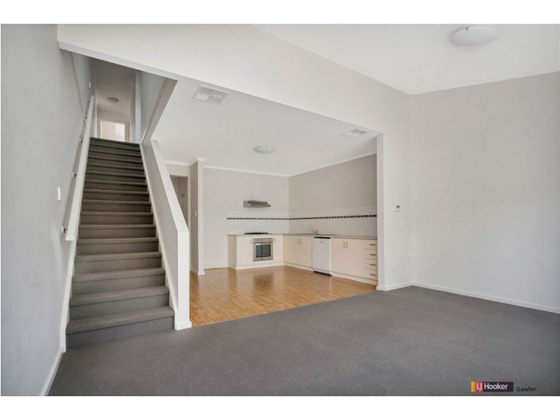 5 Robinson Street, Mawson Lakes SA 5095