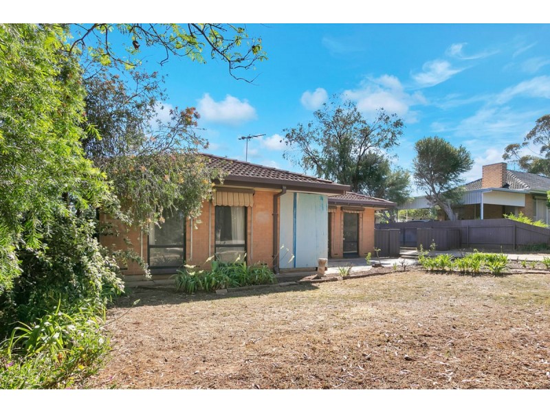 33 St Albans Road, Evanston Park SA 5116