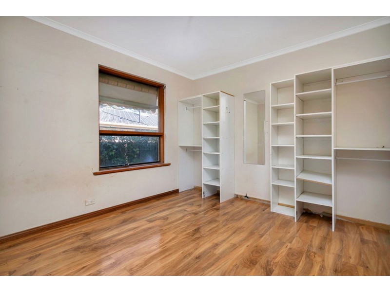 33 St Albans Road, Evanston Park SA 5116