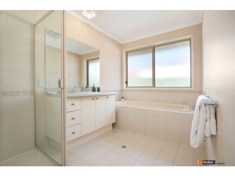 2 Withers Circuit, Evanston Park SA 5116