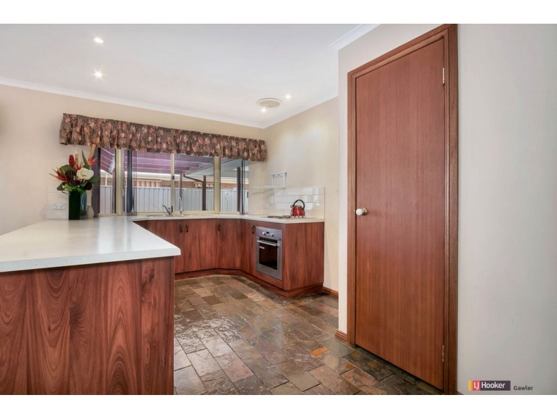 19 Arcadia Drive, Smithfield SA 5114