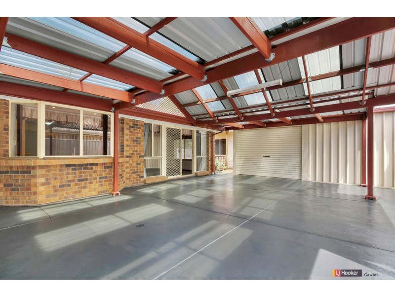 19 Arcadia Drive, Smithfield SA 5114