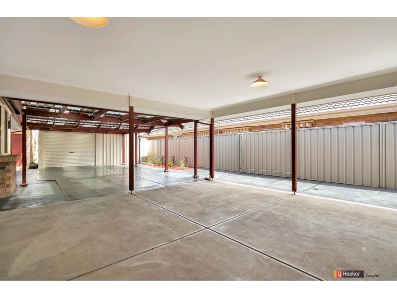 19 Arcadia Drive, Smithfield SA 5114