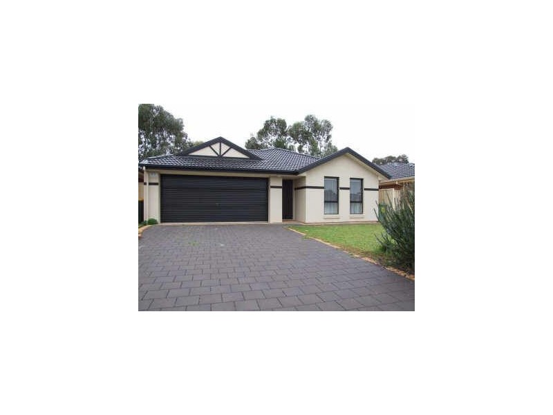15 Napoleon Drive, Paralowie SA 5108