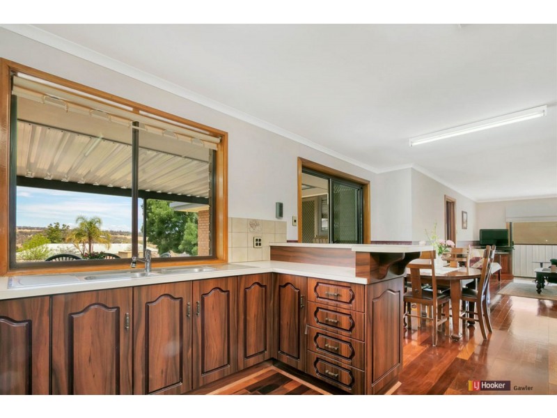 15 Deland Avenue, Gawler East SA 5118