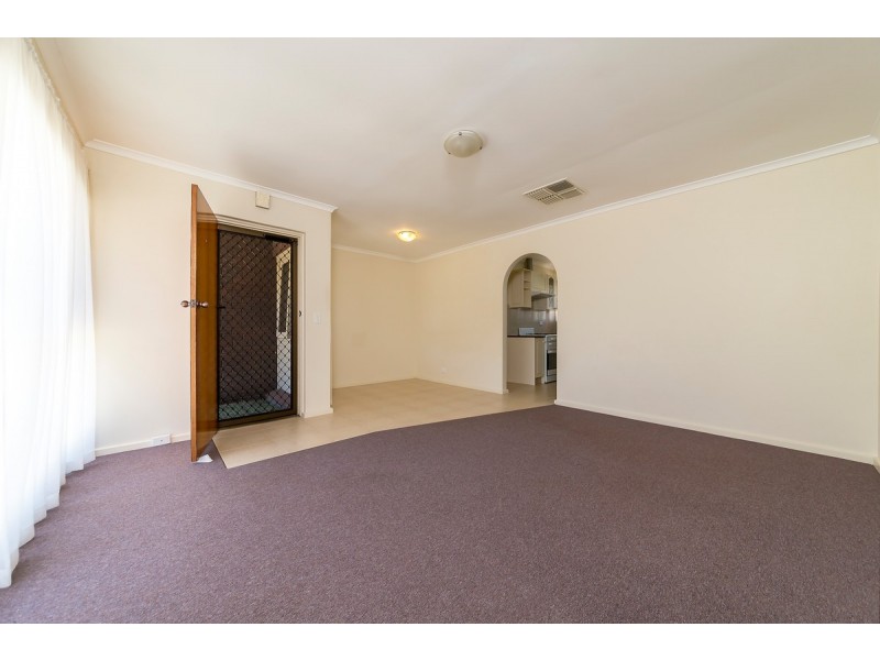 10/4 Douglas Avenue, Salisbury SA 5108