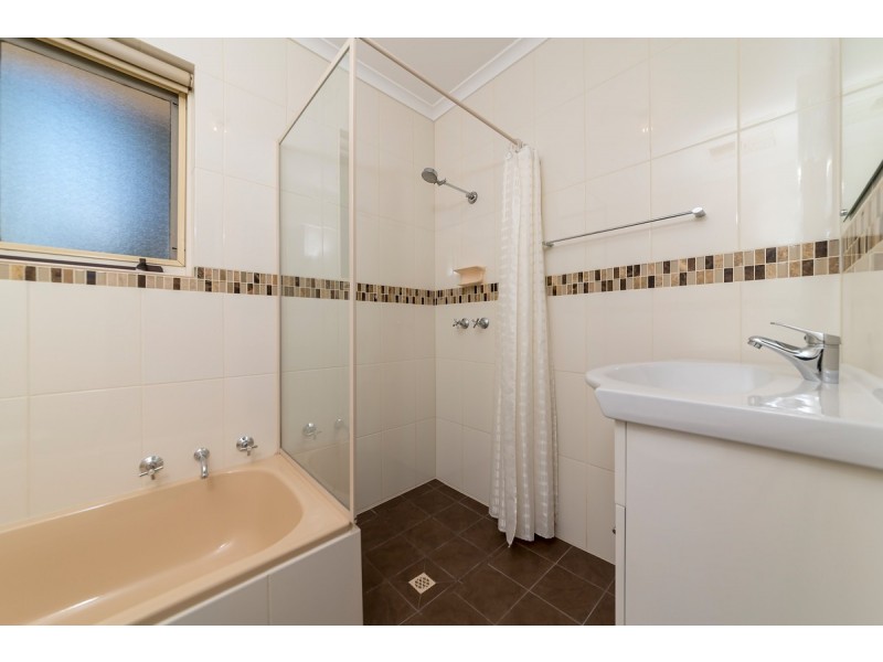 10/4 Douglas Avenue, Salisbury SA 5108