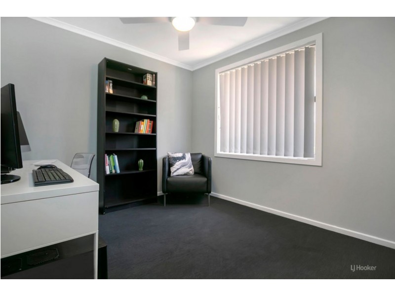 27 Dyson Street, Evanston SA 5116