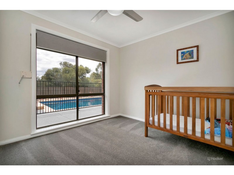 33 Stithians Drive, Gawler East SA 5118