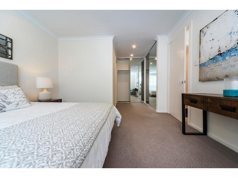 16 Isaacs Way, Evanston South SA 5116