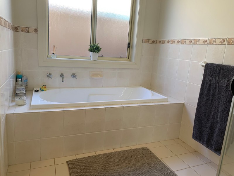 12 Springfield Court, Evanston Park SA 5116