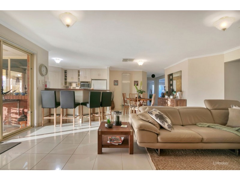 10 Greaves Court, Evanston Park SA 5116