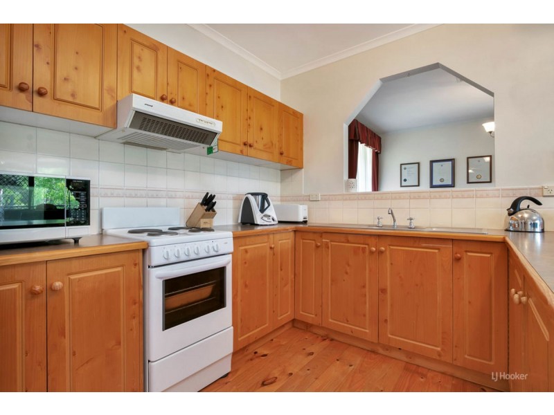 7 Gosling Court, Williamstown SA 5351