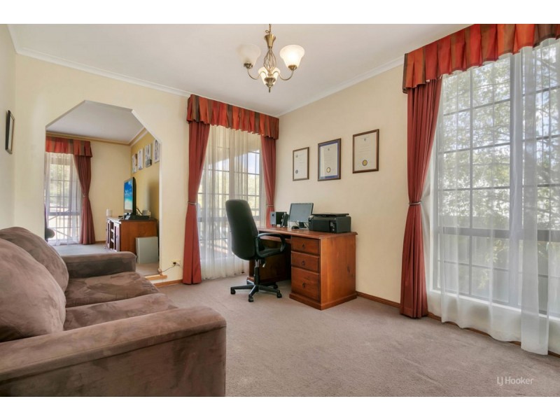 7 Gosling Court, Williamstown SA 5351